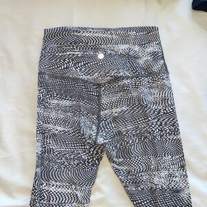Lululemon cropped leggings